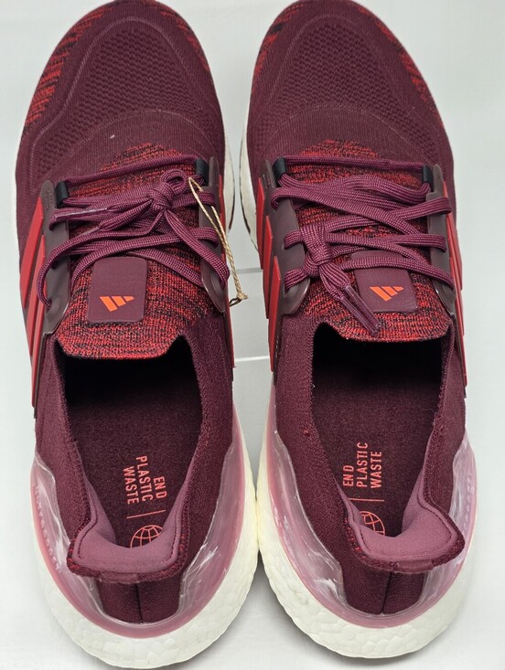 Adidas UltraBoost 22 Burgundy Running Shoes Men\'s Size 15 HQ2094 Pre-owned main image 5